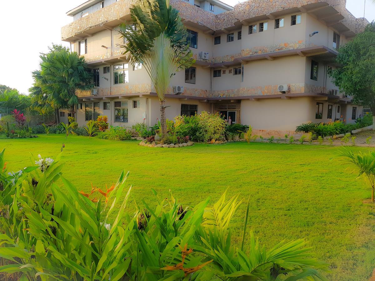 Sweet Garden Hotel Kumasi Extérieur photo