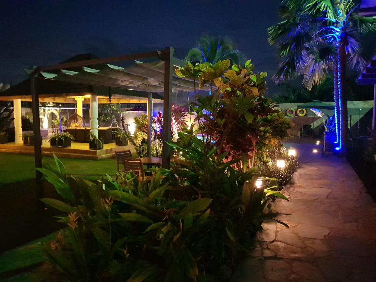 Sweet Garden Hotel Kumasi Extérieur photo
