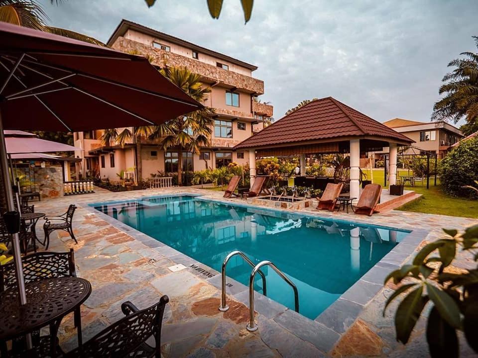 Sweet Garden Hotel Kumasi Extérieur photo